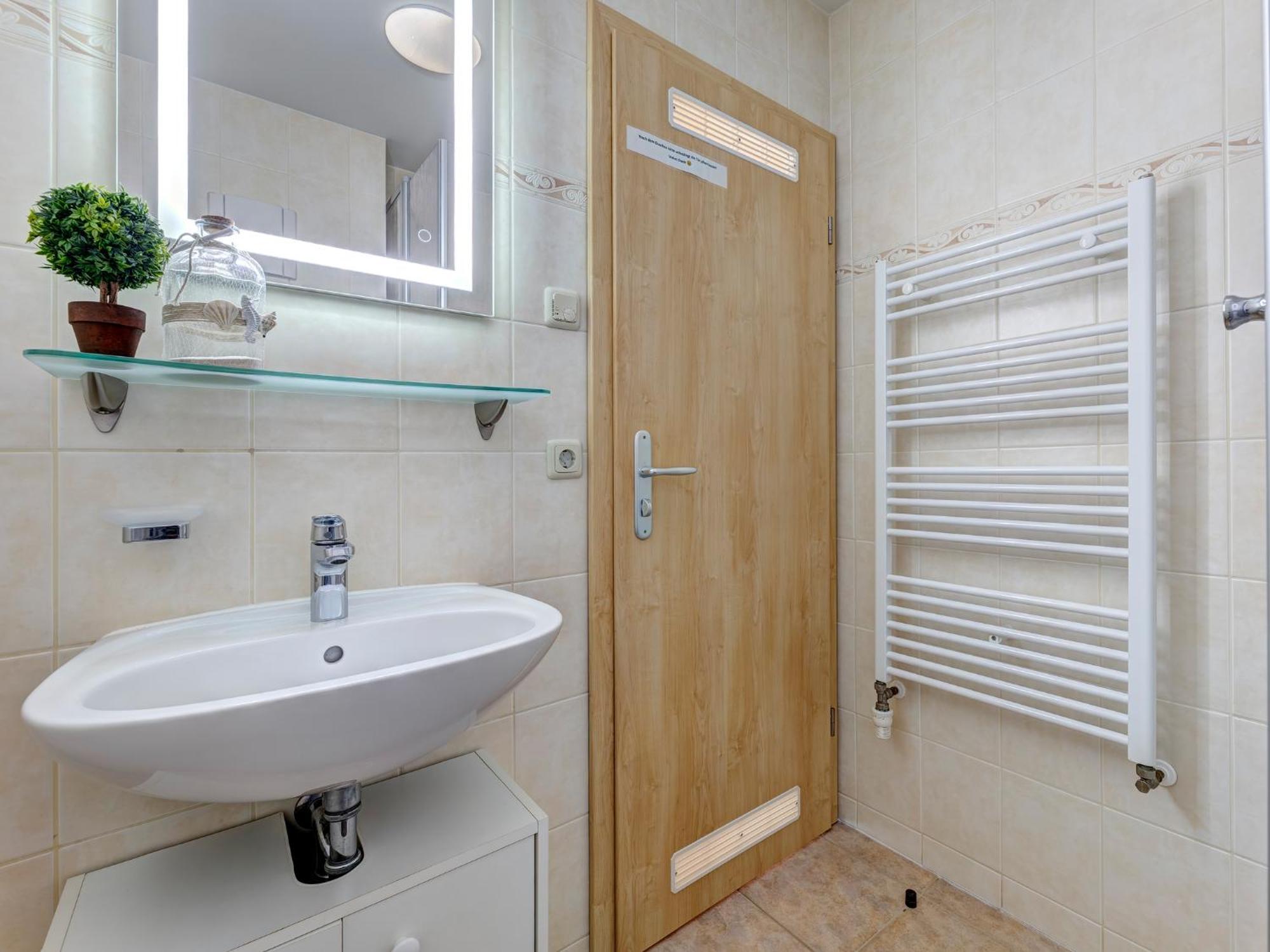 Ferienwohnung Doehner Wohnung 4 ツィノヴィッツ エクステリア 写真